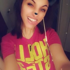 Meet your Posher, Jenn
